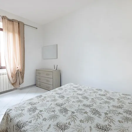 Casa Elisabetta - Goelba Lägenhet *