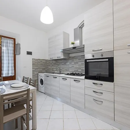 Casa Elisabetta - Goelba *